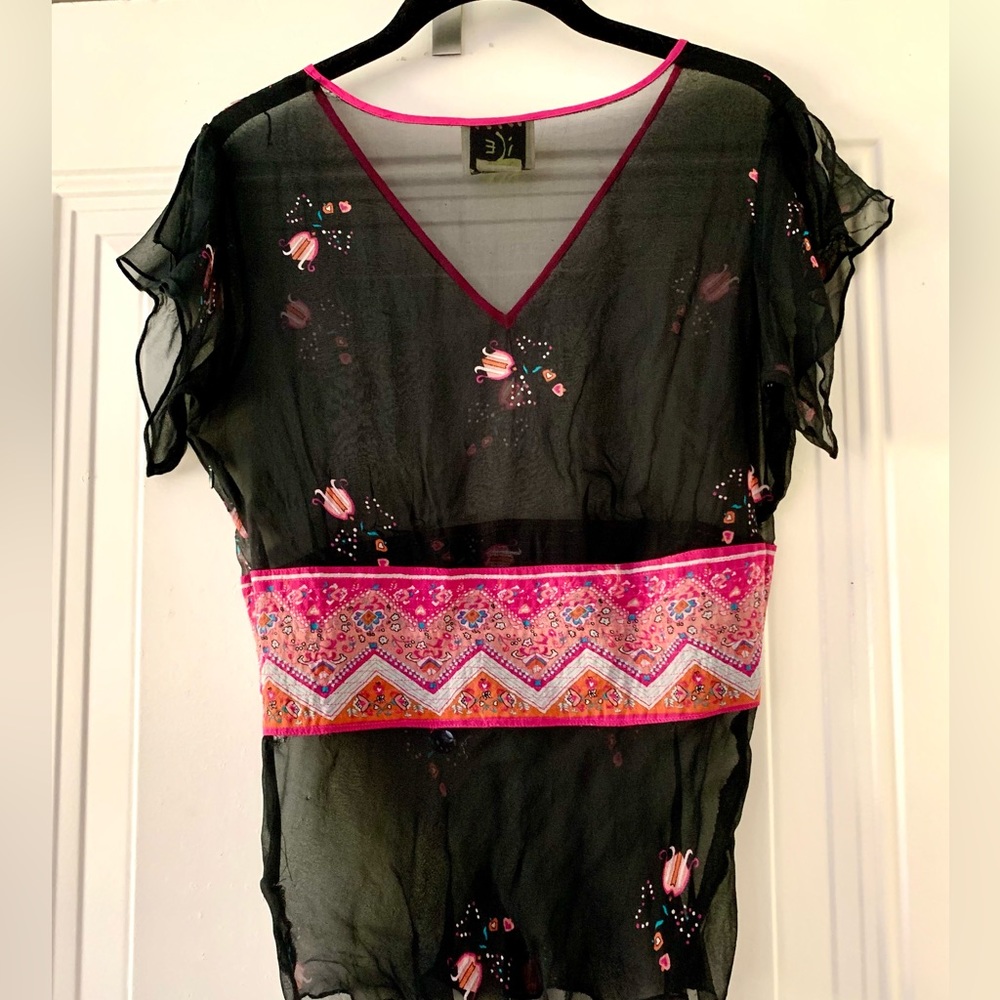 Black/Fushia  Floral Fitted Silk V Neck Top Invisible Zipper Small